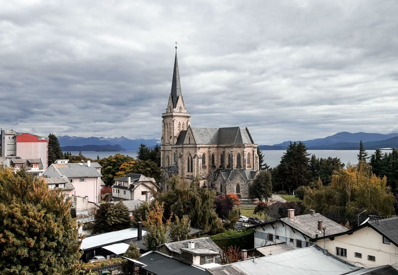 Estudio en San Carlos de Bariloche - RUSITO con vista al lago en pleno Centro