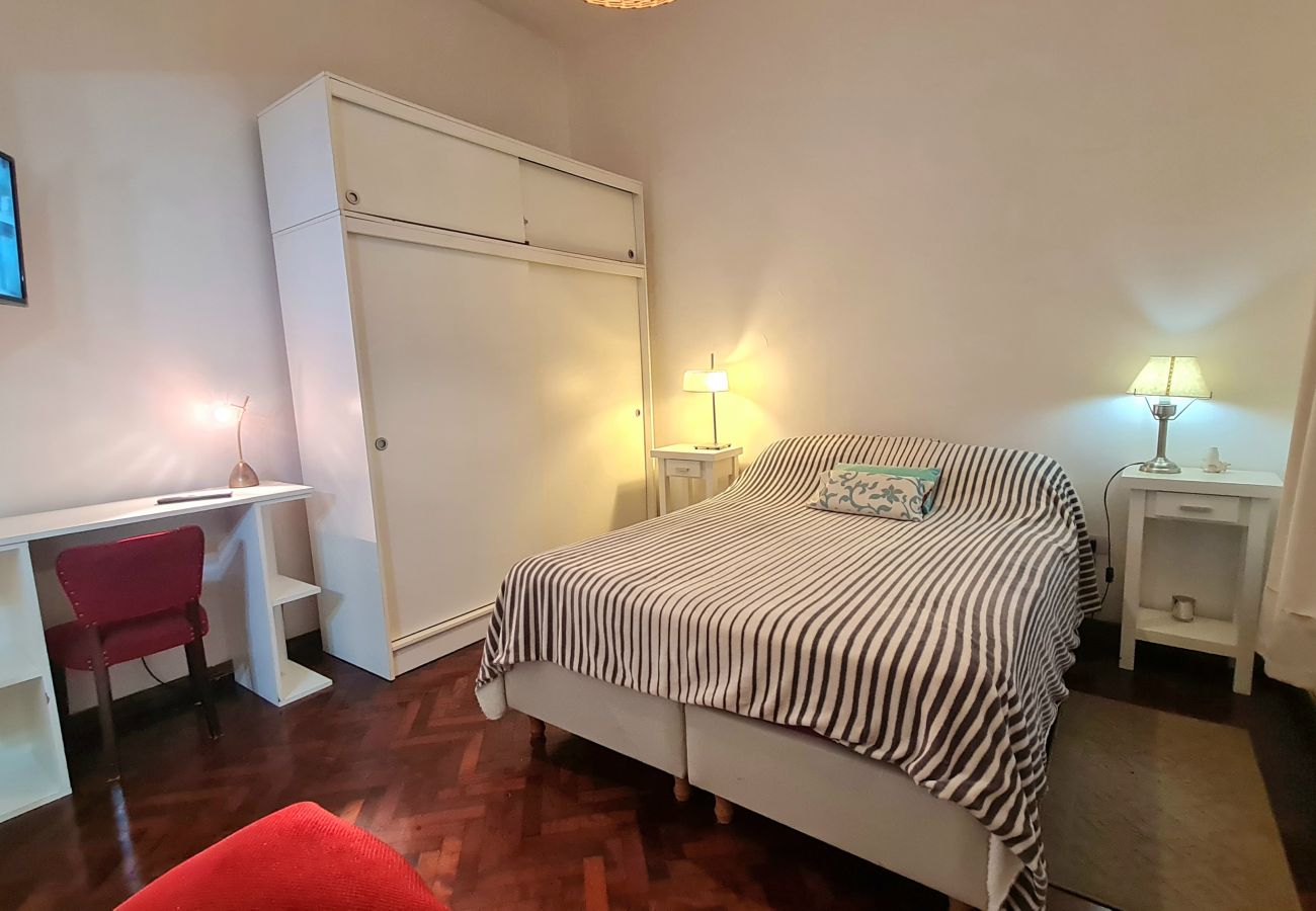 Apartamento en Buenos Aires - PEQUEÑO CORRIENTES