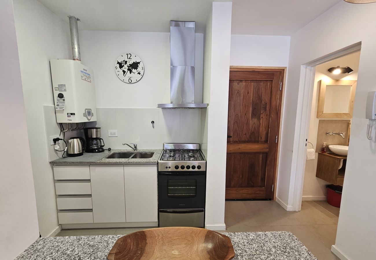 Apartamento en San Carlos de Bariloche - Departamento Cauquen en pleno barrio residencial