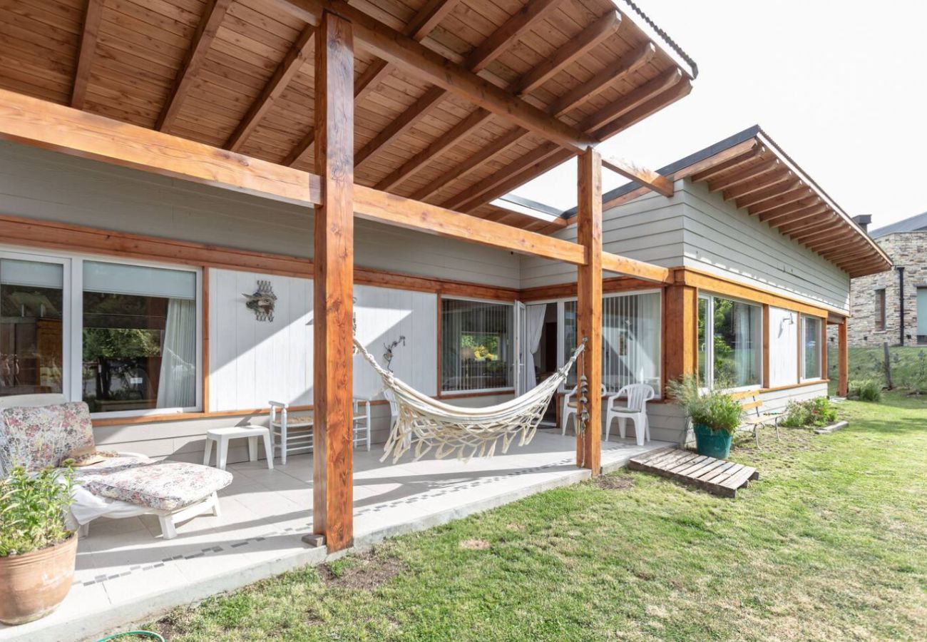 Casa en San Carlos de Bariloche - Casa en Barrio privado