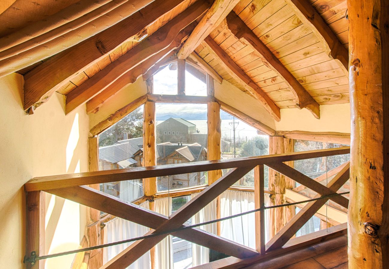 Cabaña en San Carlos de Bariloche - AYEN QUEN con vista al lago 4