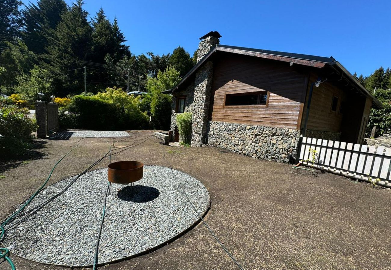 Casa en San Carlos de Bariloche - Hermosa casa a 50 metros del lago